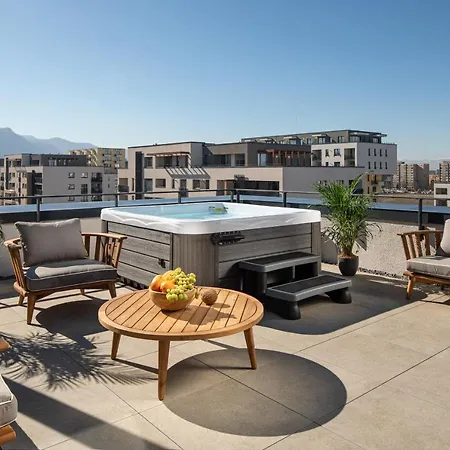 Kanopian Penthouse * Brasov